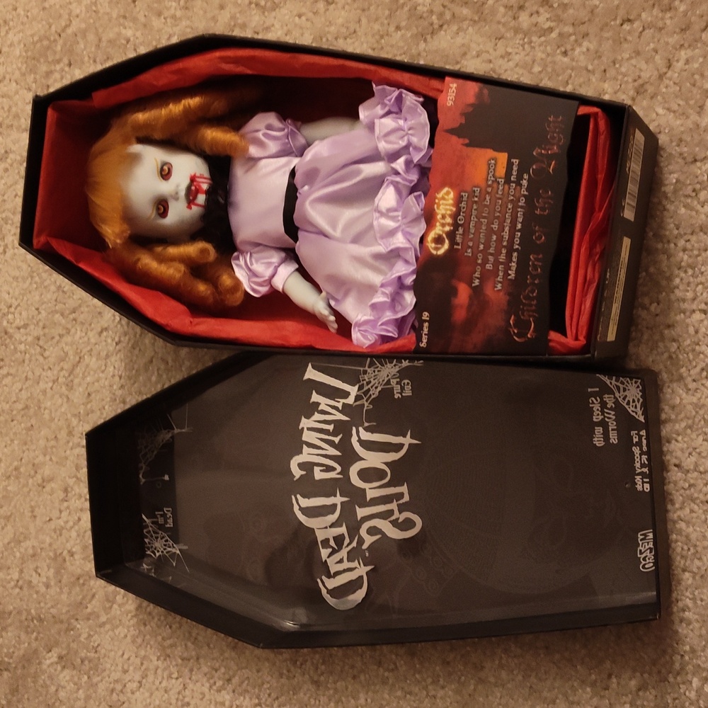 Living Dead Doll Orchid Great Condition